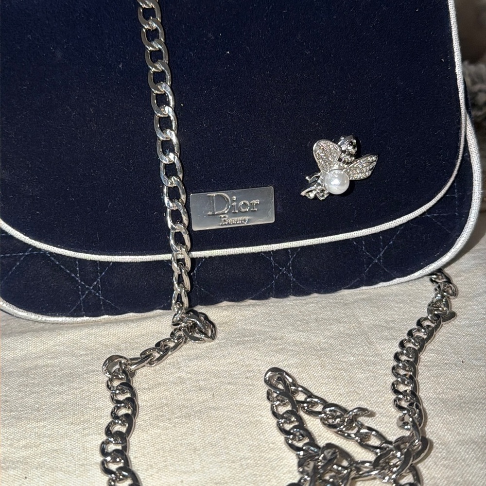 Dior Dark Blue Crossbody Bag with Silver Chain - Picture 4 of 11